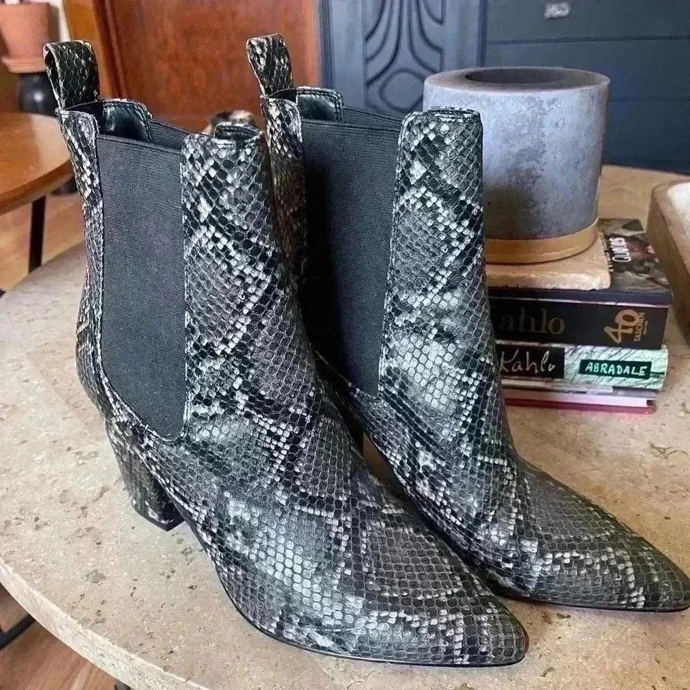 Steve Madden booties